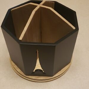 Eiffel Tower Rotating Organizer
